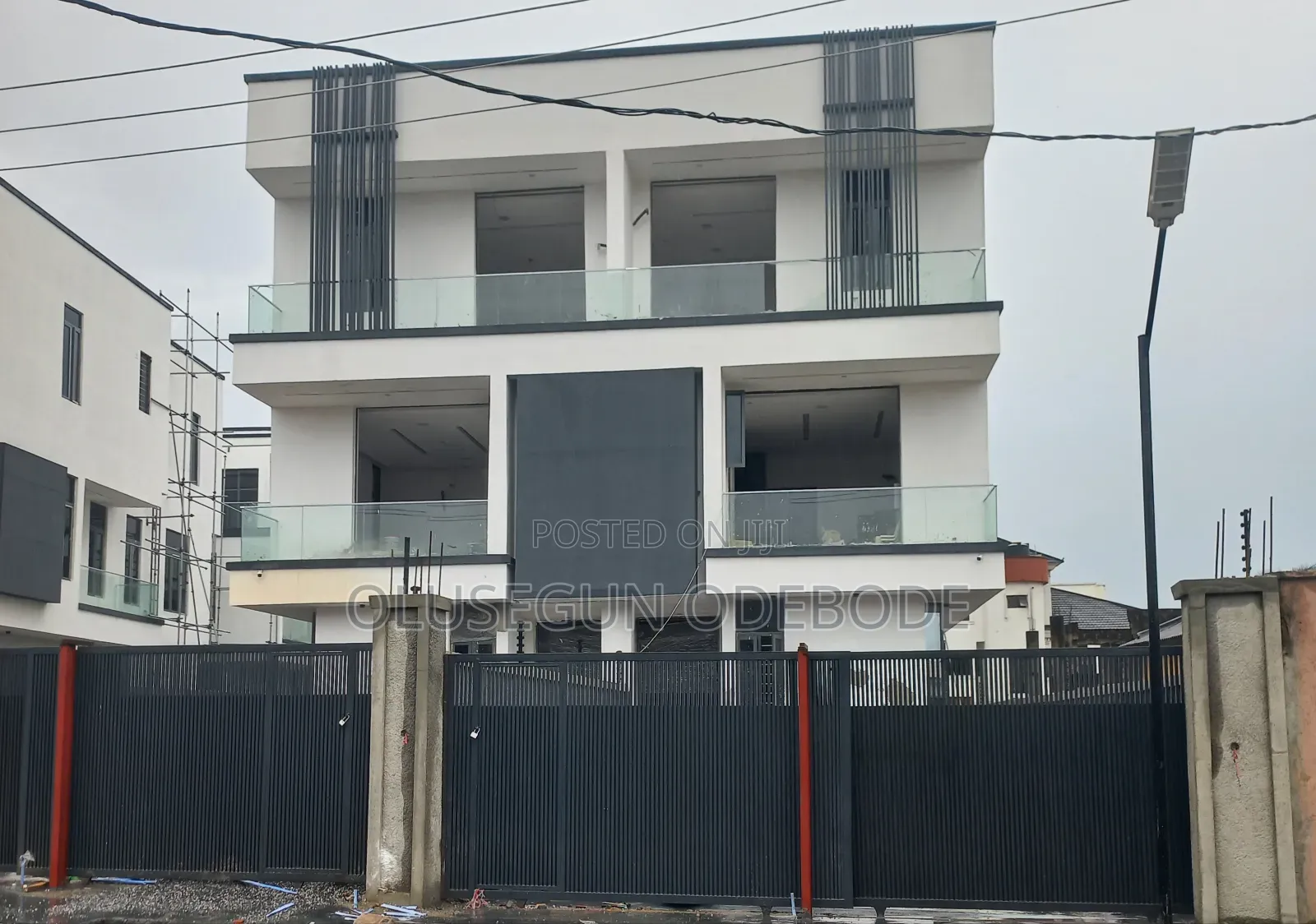 5bdrm Duplex in Omole Phase 2 for sale in Omole Phase 2