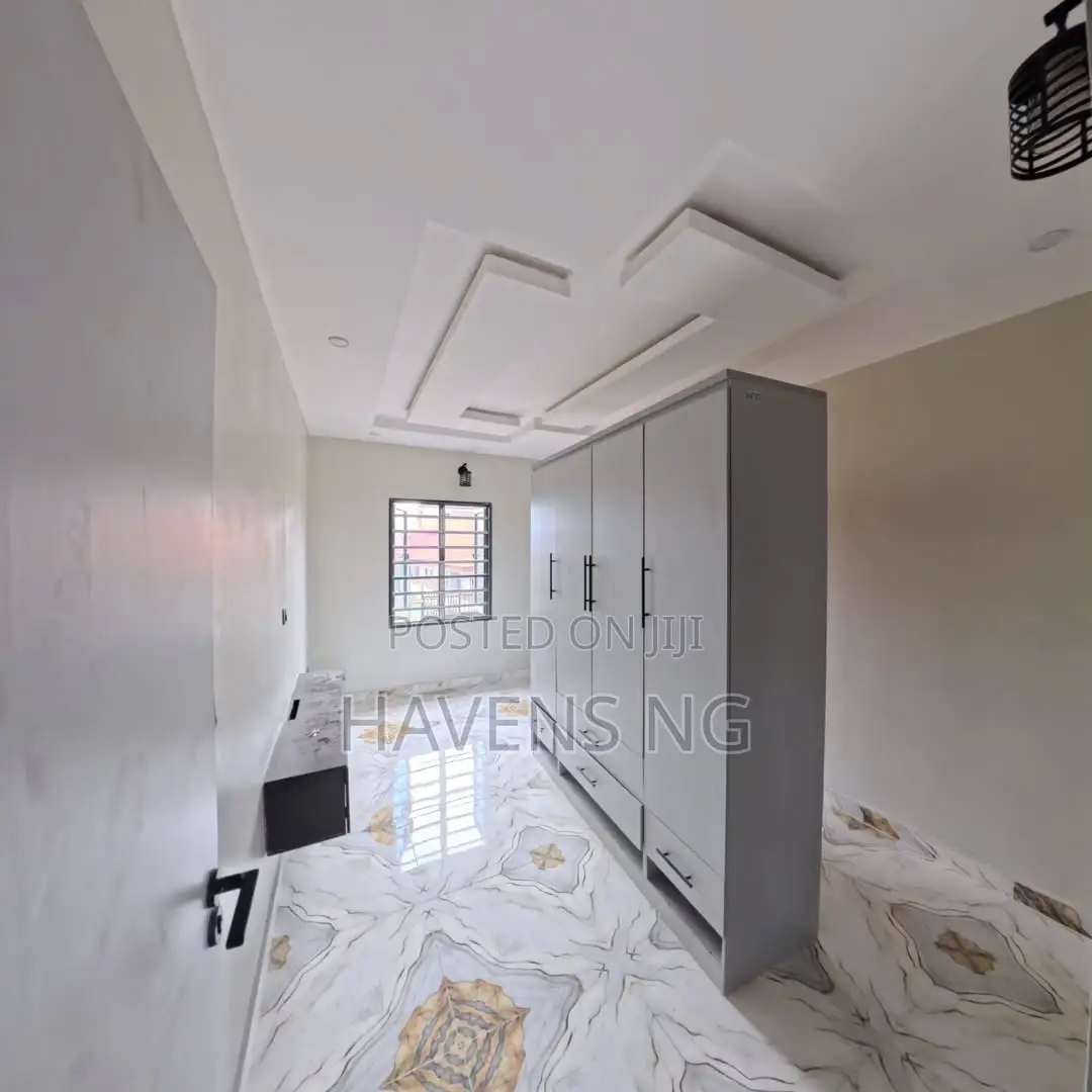 3bdrm Duplex in Obafemi-Owode for sale in Obafemi-Owode