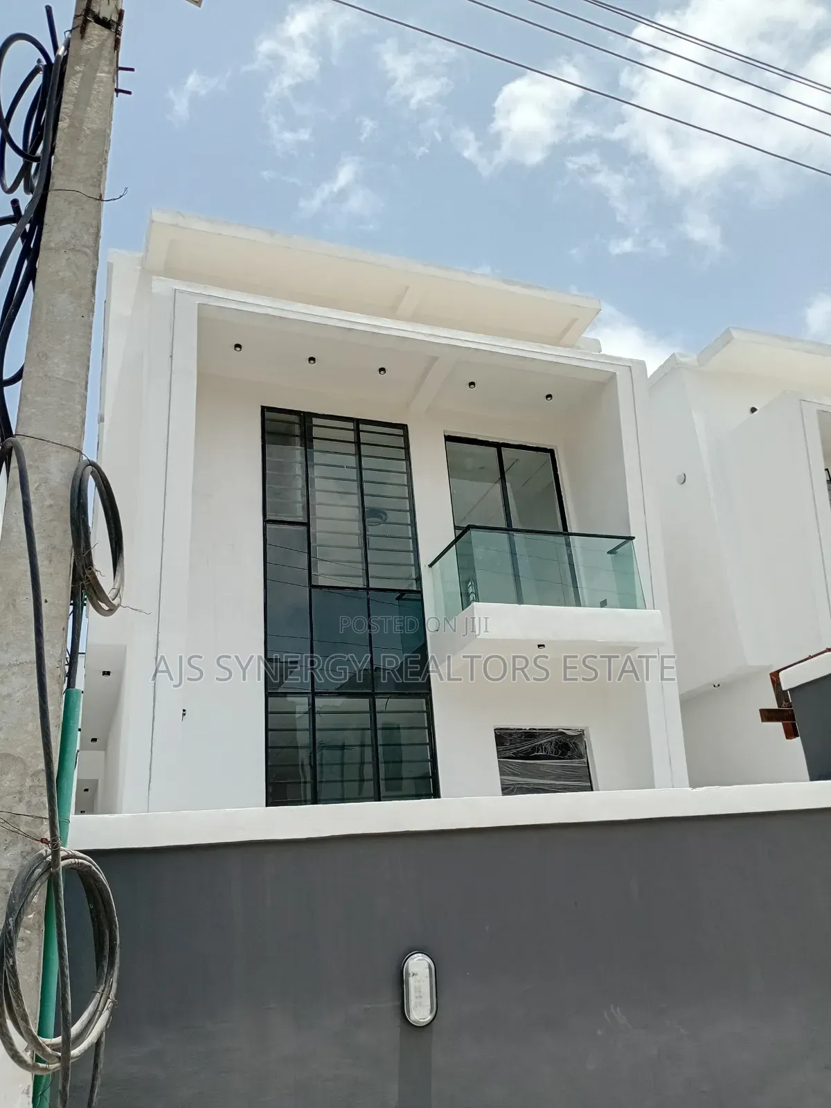 4bdrm Duplex in Lekki Gardens Estate, Sangotedo for sale in Sangotedo