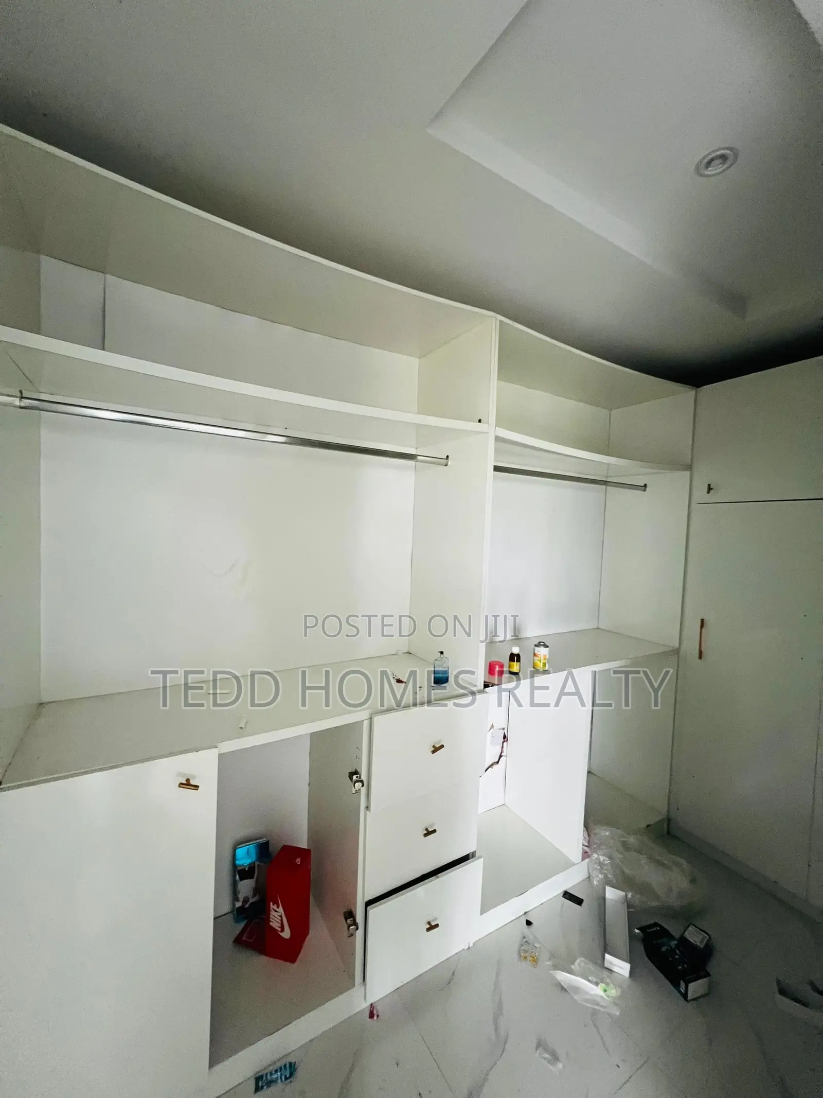 4bdrm Duplex in After The Round, Lekki Phase 2 for rent in Lekki Phase 2