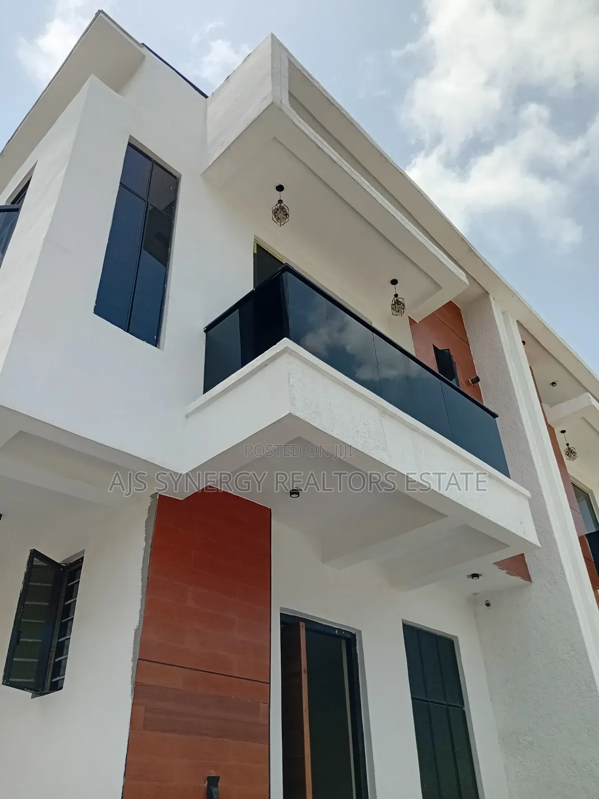 4bdrm Duplex in Sunshine, Sangotedo for sale in Sangotedo