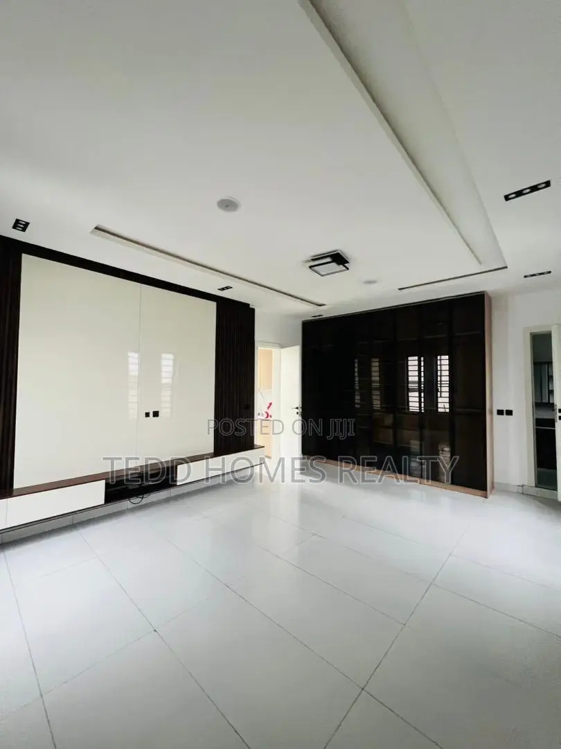Duplex in Megamound Estate, Lekki Phase 2 for sale in Lekki Phase 2