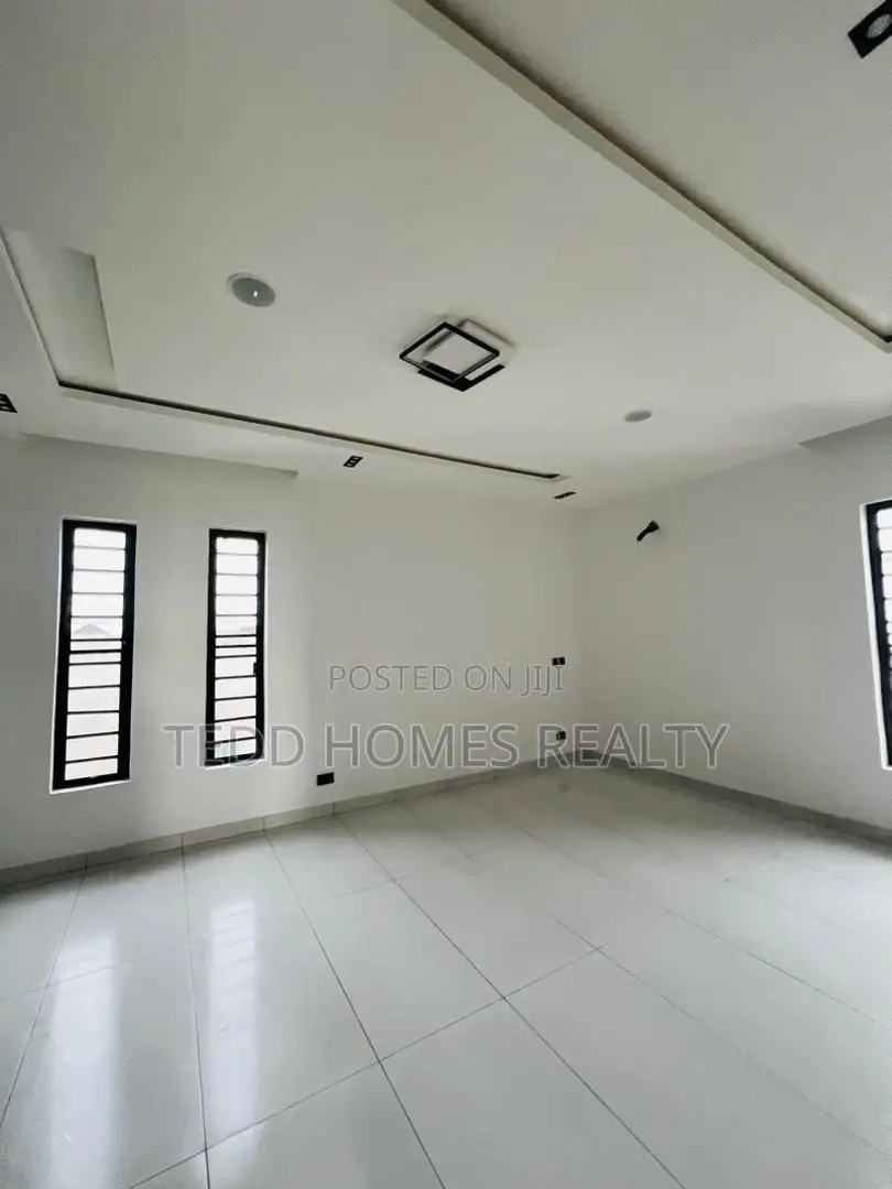 Duplex in Megamound Estate, Lekki Phase 2 for sale in Lekki Phase 2