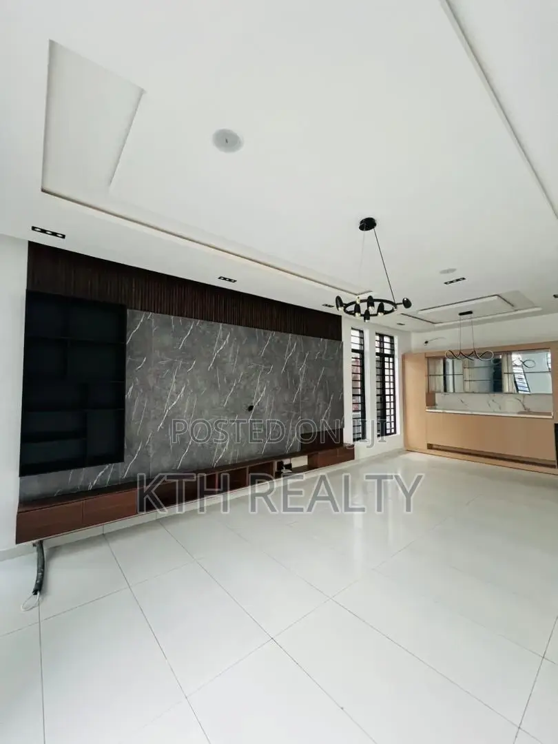 Duplex in Megamound Estate, Lekki Phase 2 for sale in Lekki Phase 2