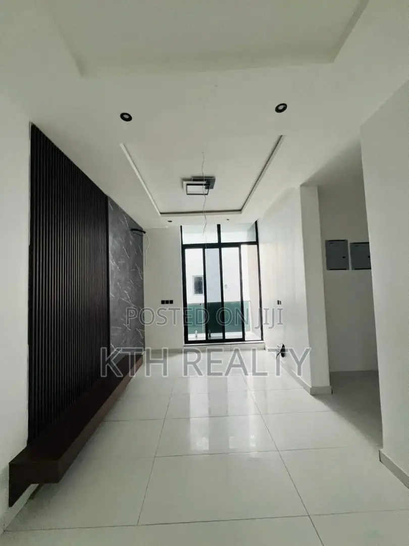 Duplex in Megamound Estate, Lekki Phase 2 for sale in Lekki Phase 2
