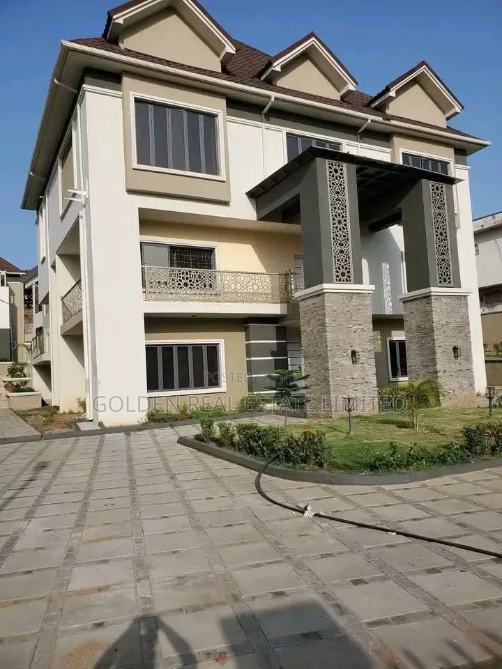 6bdrm Duplex in Asokoro for sale in Asokoro