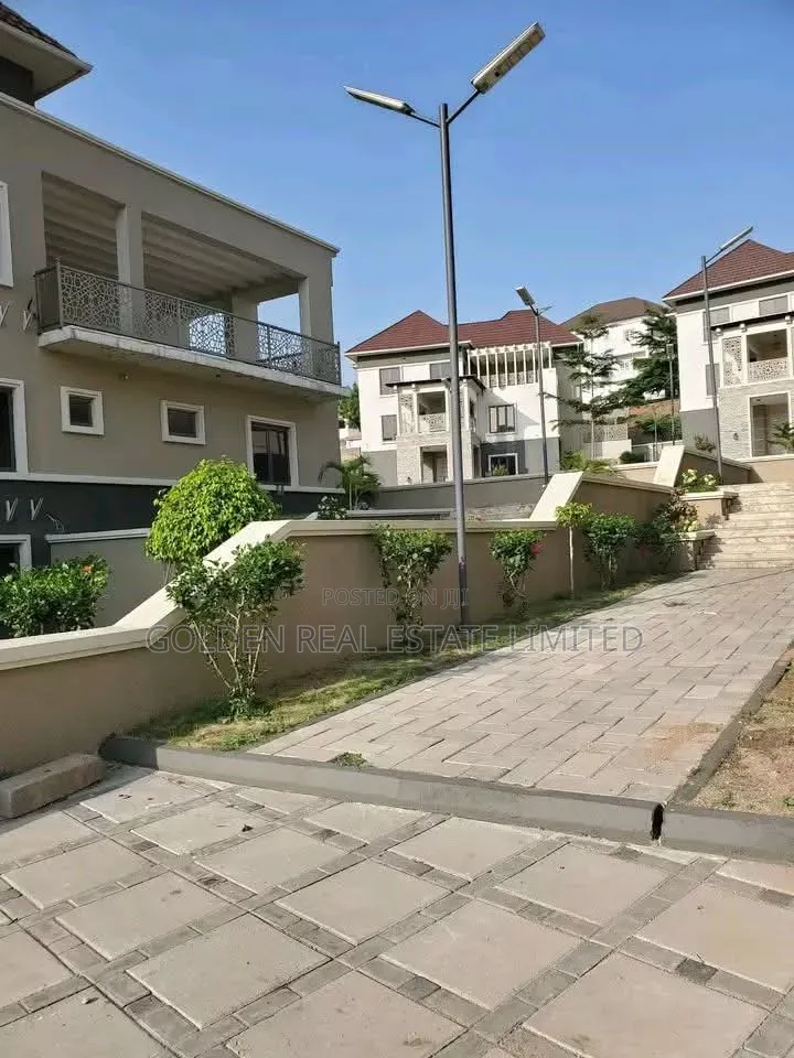 6bdrm Duplex in Asokoro for sale in Asokoro