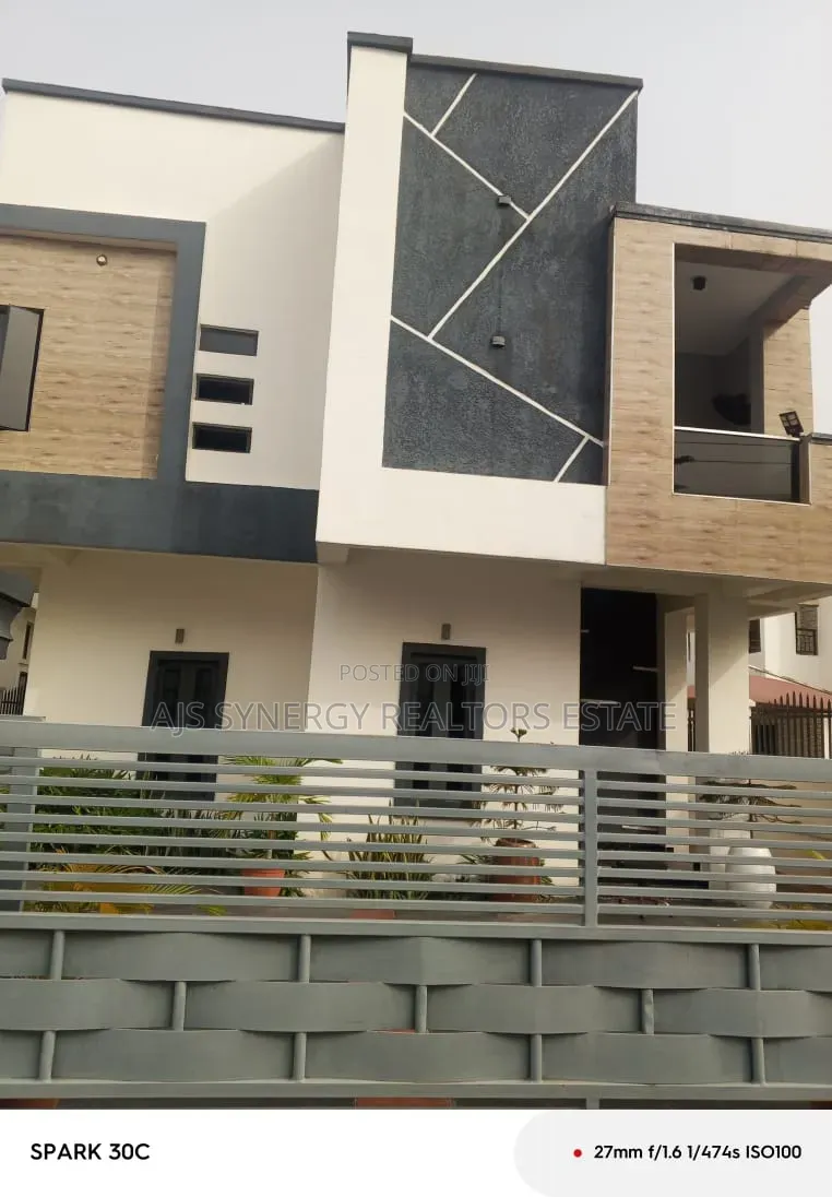 4bdrm Duplex in Sunshine Garden, Sangotedo for sale in Sangotedo