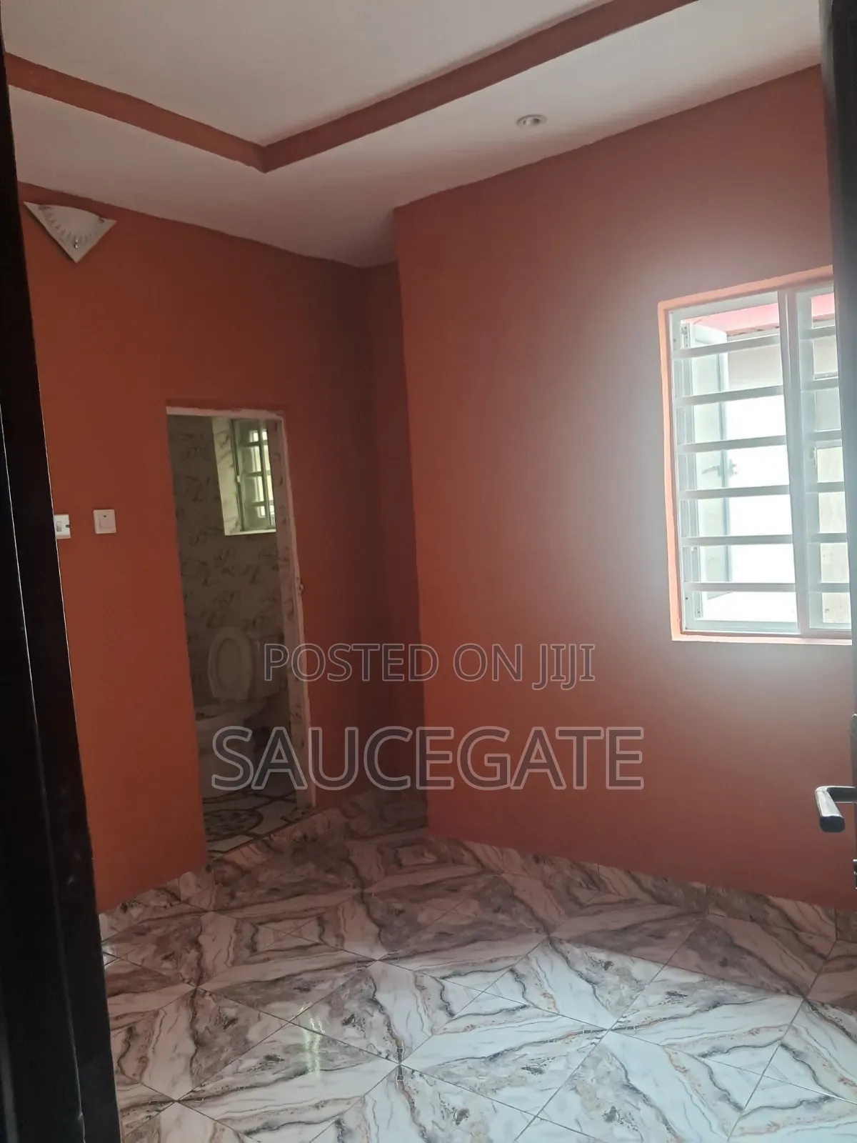2bdrm Apartment in Off Unipetrol for rent in Satellite Town