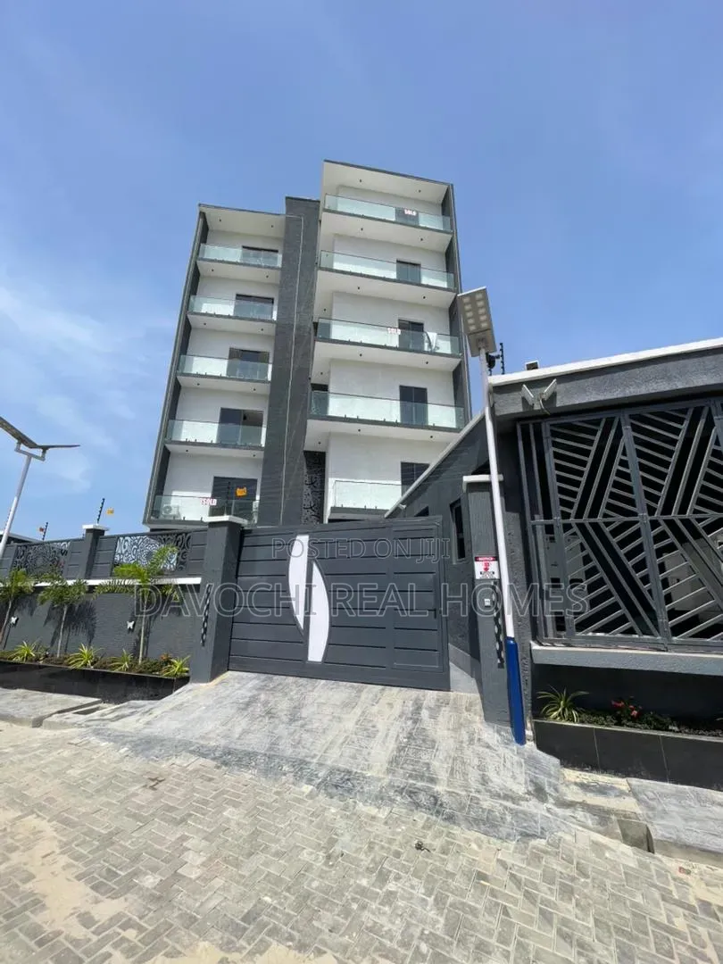 6bdrm Duplex in Lekki Phase 1 for sale in Lekki Phase 1