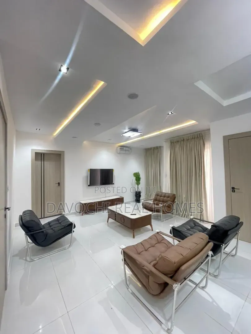 6bdrm Duplex in Lekki Phase 1 for sale in Lekki Phase 1