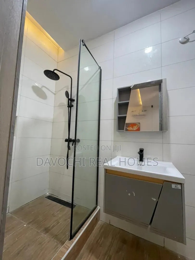 6bdrm Duplex in Lekki Phase 1 for sale in Lekki Phase 1