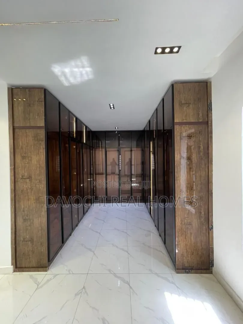 3bdrm Apartment in Lekki Phase 1 for sale in Lekki Phase 1