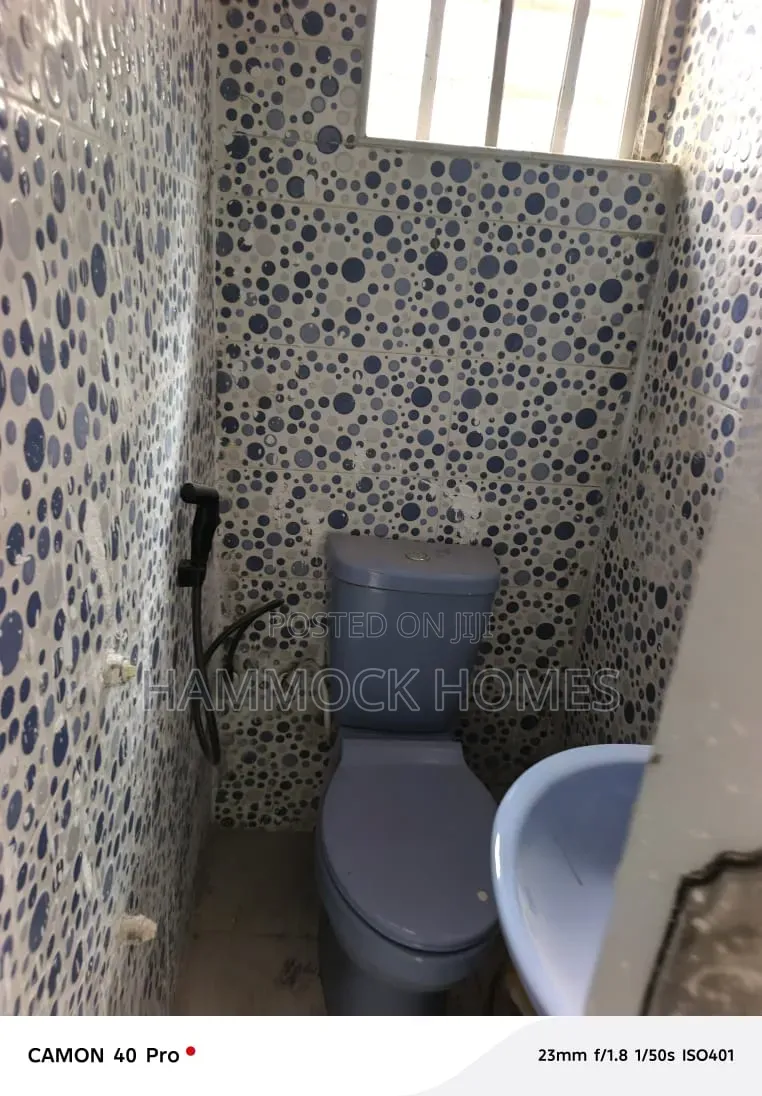 2bdrm Block of Flats in Okebadan Estate, Akobo for rent in Akobo