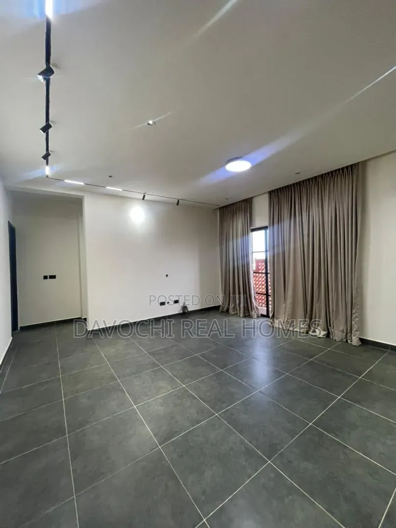 2bdrm Apartment in Lekki Phase 1 for sale in Lekki Phase 1