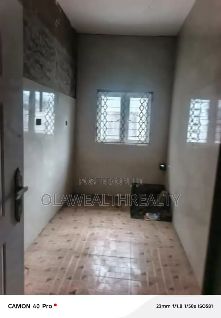 2bdrm Apartment in Basorun for rent in Basorun