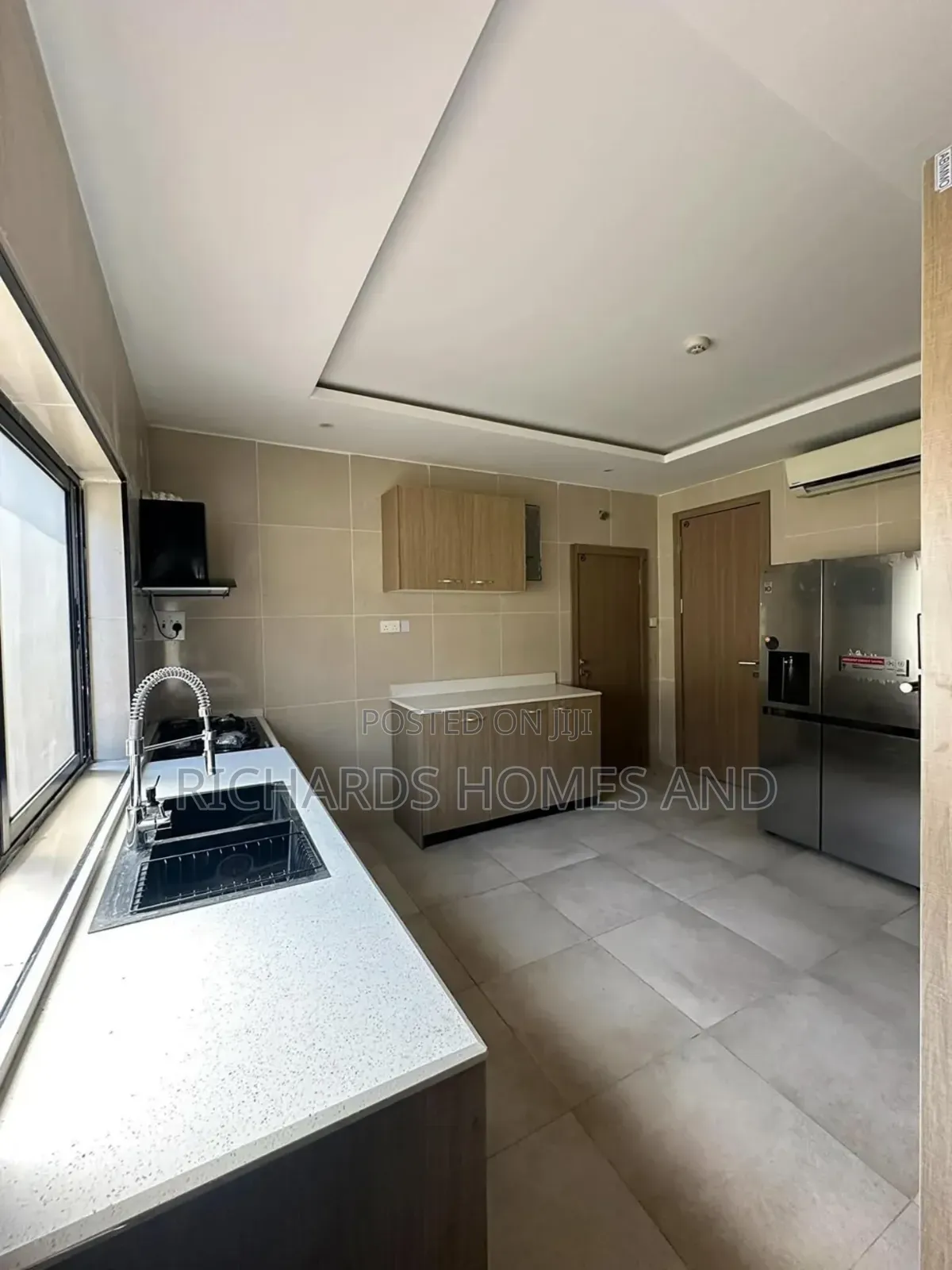 3bdrm Block of Flats in Old Ikoyi for rent in Old Ikoyi