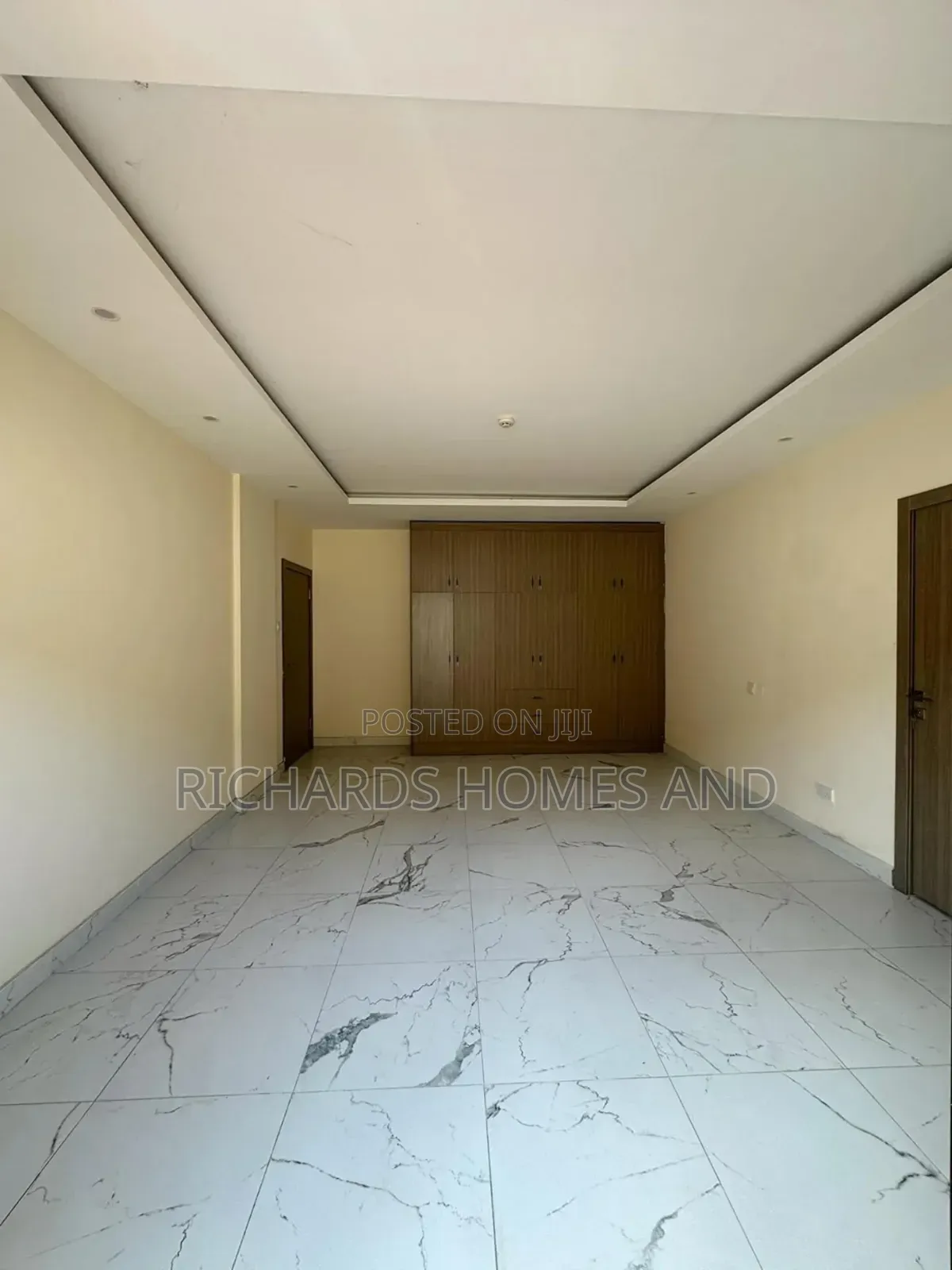 3bdrm Block of Flats in Old Ikoyi for rent in Old Ikoyi