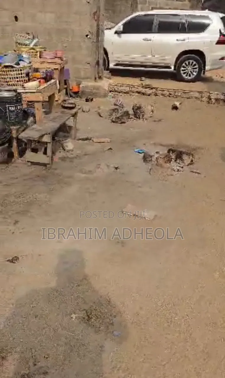 A Land Measuring 473sqm Residential Land in Opebi