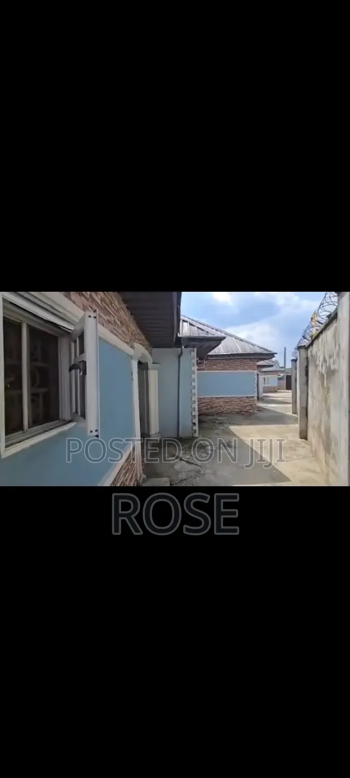 5bdrm Bungalow in Shelter Afrique, Uyo for sale in Uyo