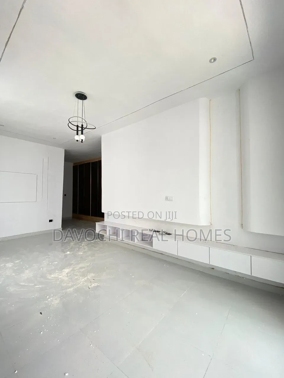 4bdrm Duplex in Ikota for sale in Ikota