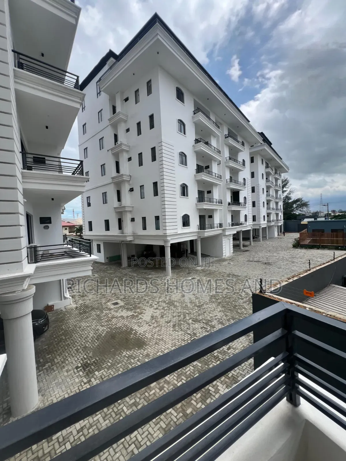 2bdrm Apartment in Lekki Phase 1 for rent in Lekki Phase 1