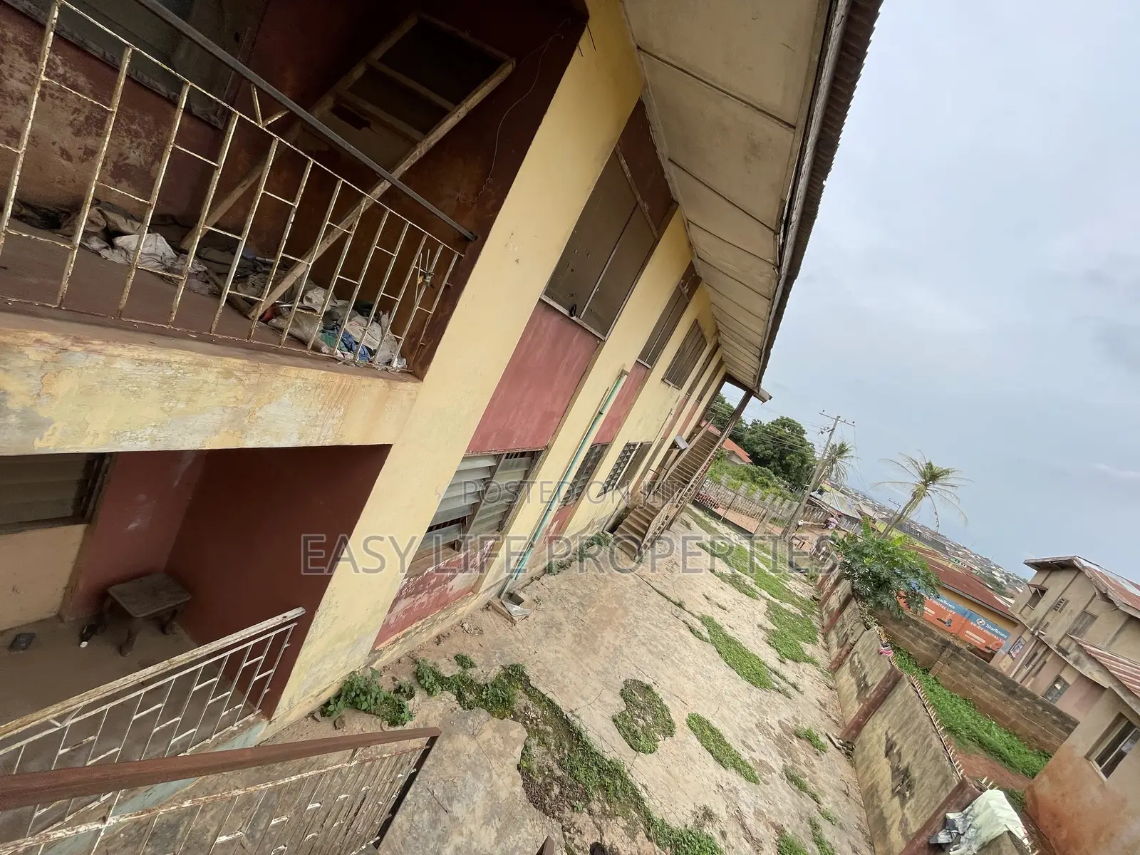 3bdrm Block of Flats in St James, Iwo Road for sale in Iwo Road