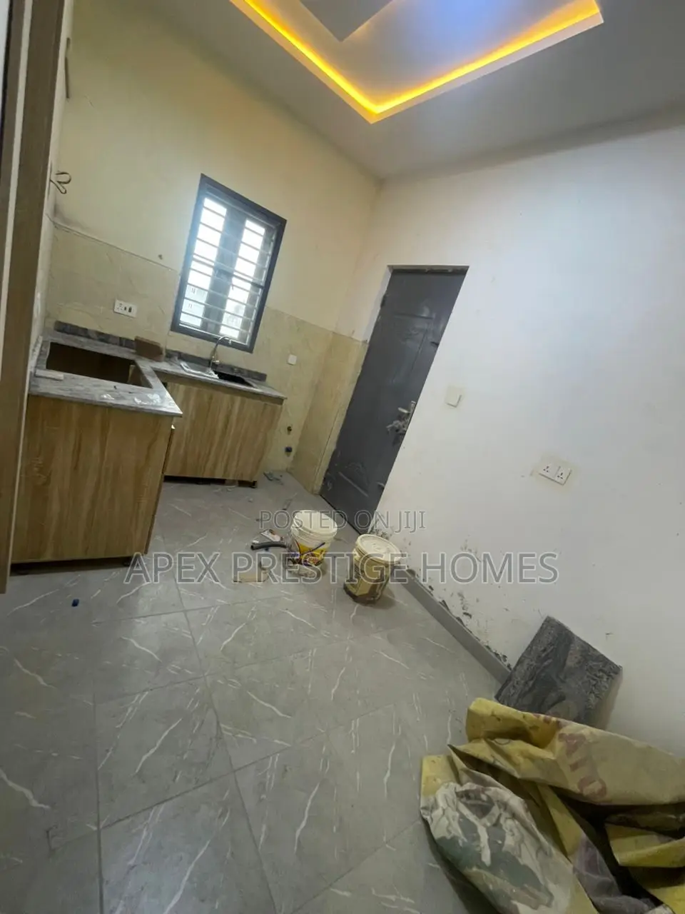 2bdrm Block of Flats in Lagos, Akoka for sale in Akoka