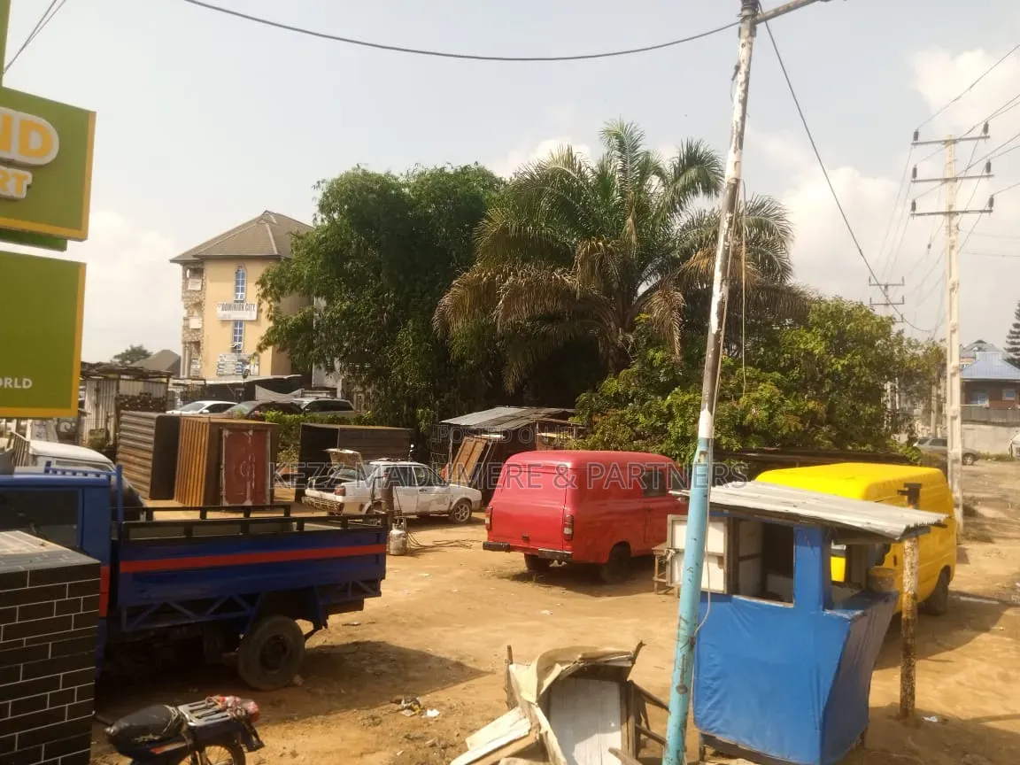 To Let: 5 Plots at Old Gra Ph in Old GRA