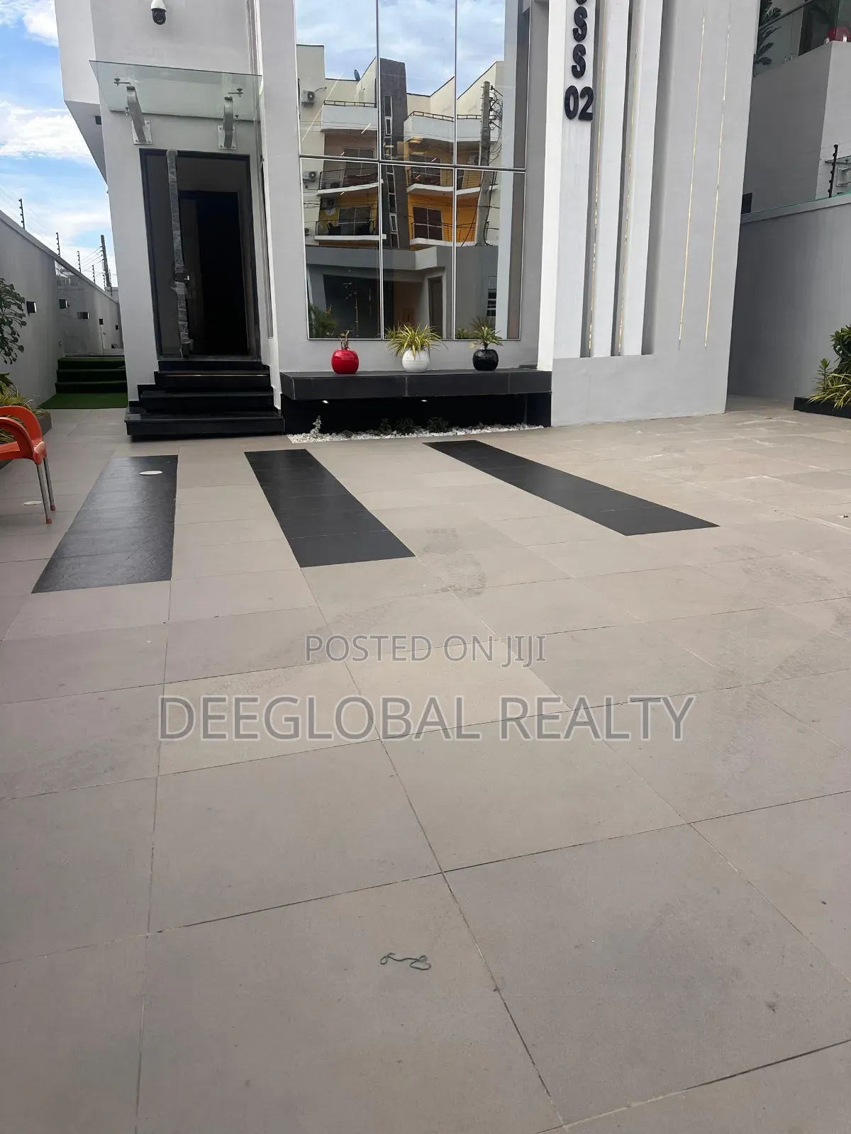 5bdrm Duplex in Off Freedom Way, Lekki for sale in Lekki