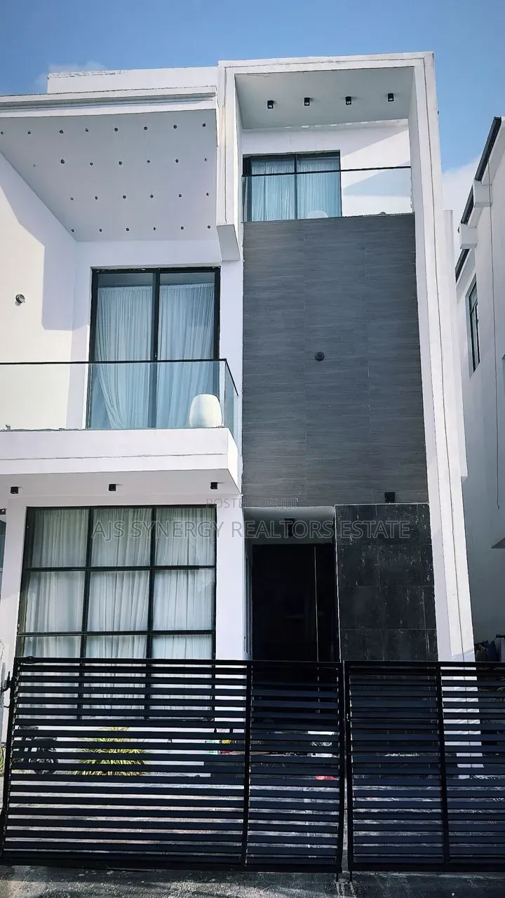 Furnished 4bdrm Mansion in Palm Residences, Osapa london for sale in Osapa london