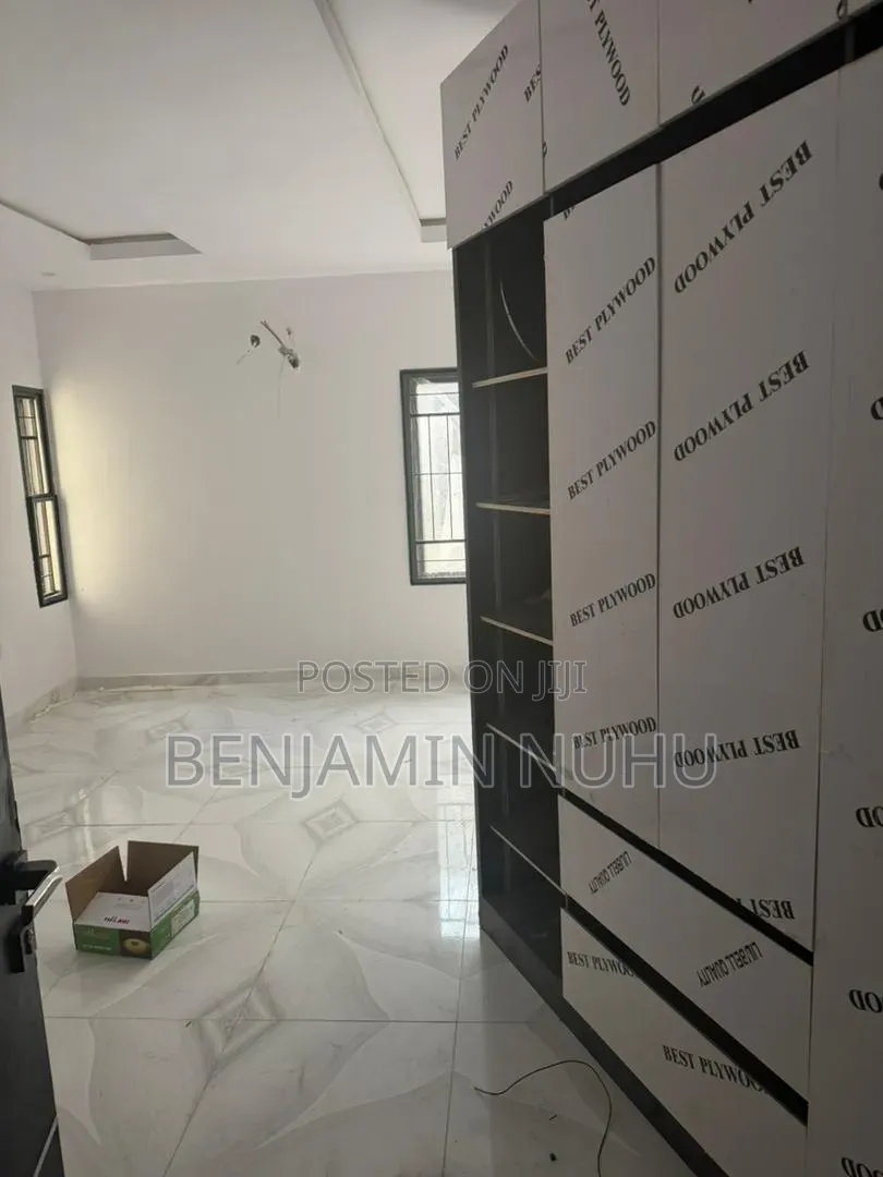 4bdrm Duplex in Creek Heaven Estate, Ikota for rent in Ikota