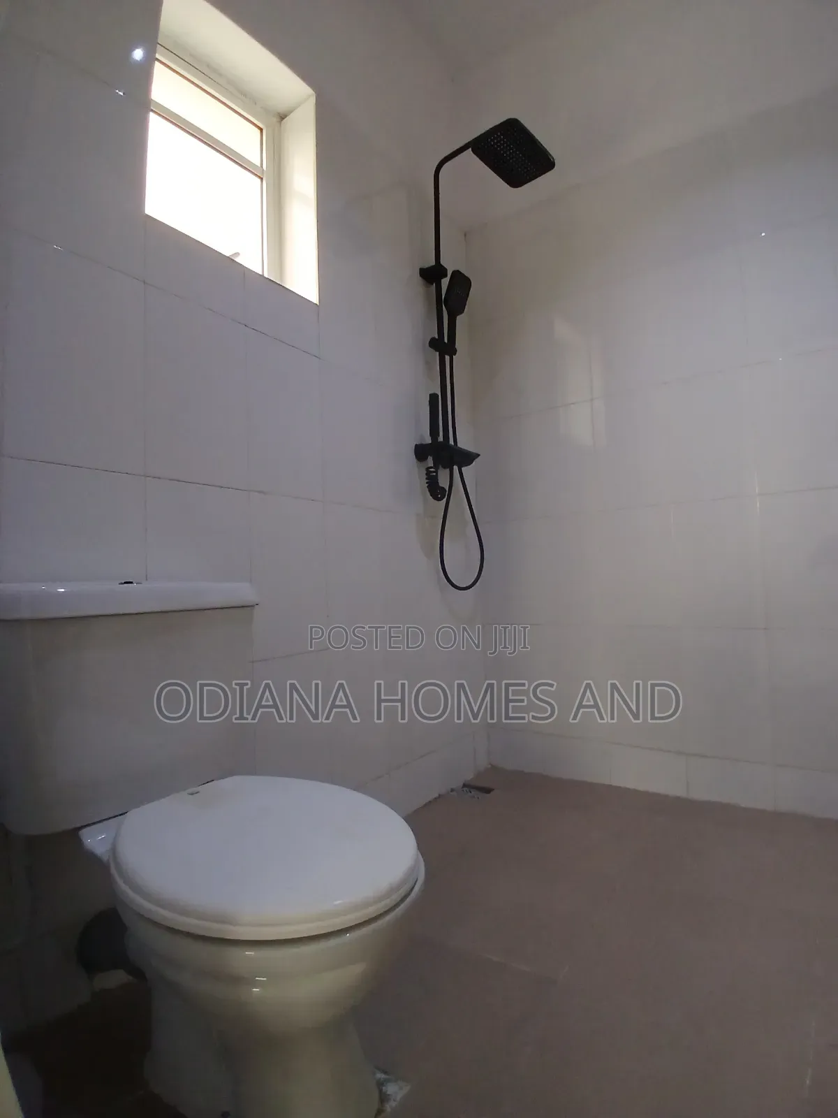 4bdrm Bungalow in Alafara, Idi-Ishin, Ibadan for sale in Ibadan