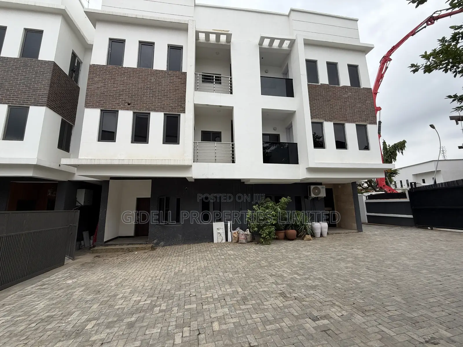 4bdrm Duplex in Wuse 2 for sale in Wuse 2