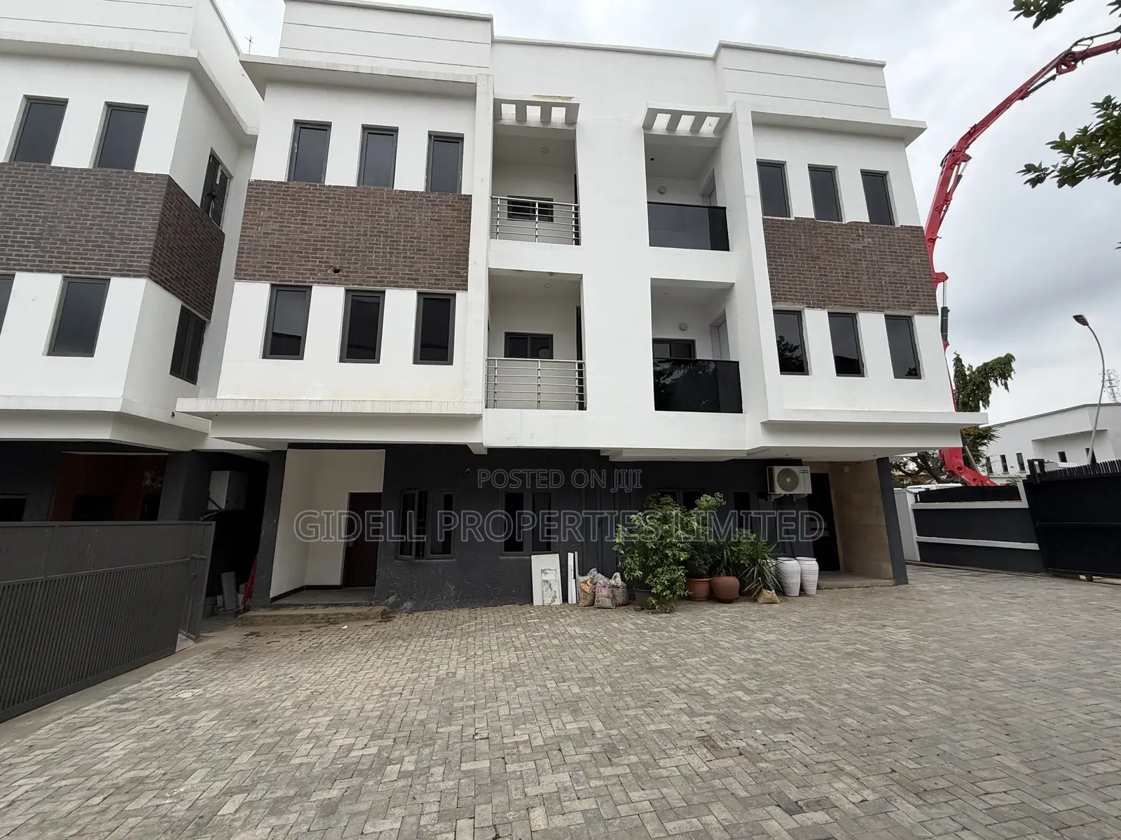 4bdrm Duplex in Wuse 2 for sale in Wuse 2