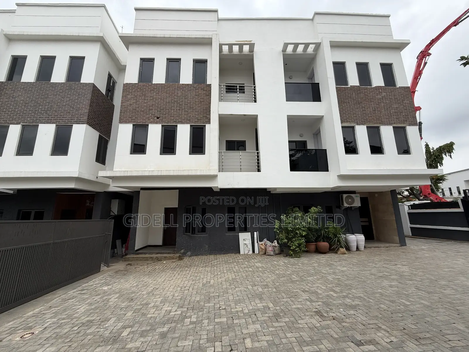 4bdrm Duplex in Wuse 2 for sale in Wuse 2