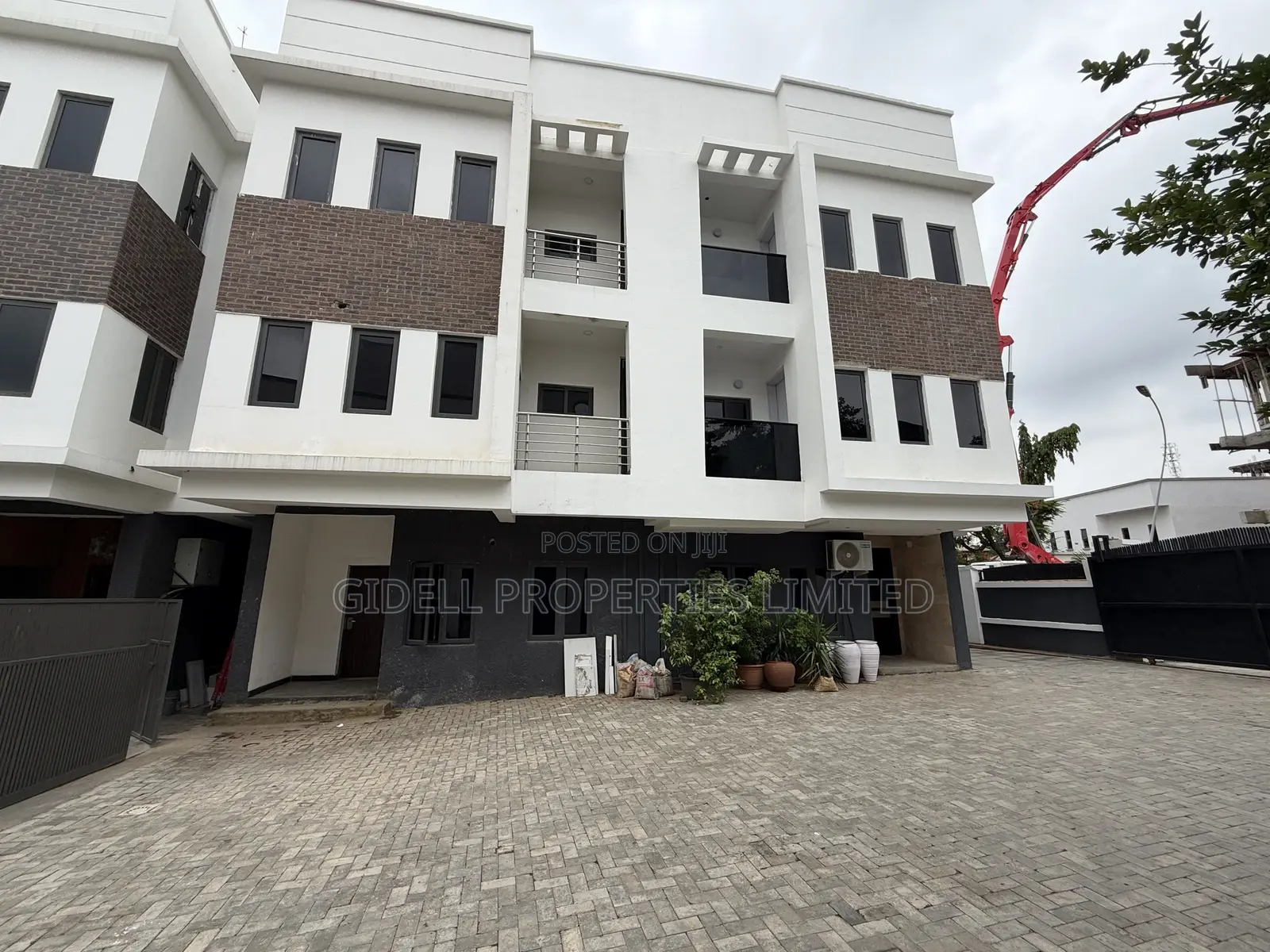 4bdrm Duplex in Wuse 2 for sale in Wuse 2