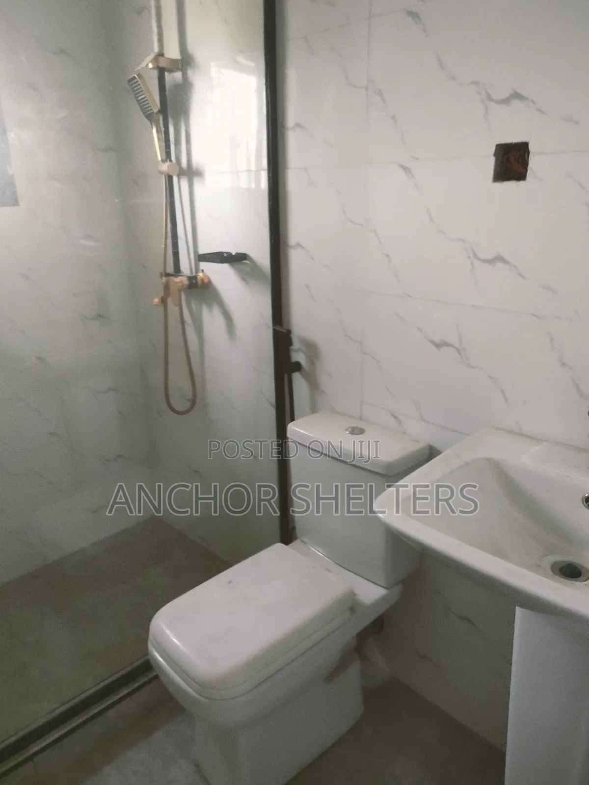 3bdrm Duplex in An Estate Along Aso for sale in Sabon Lugbe
