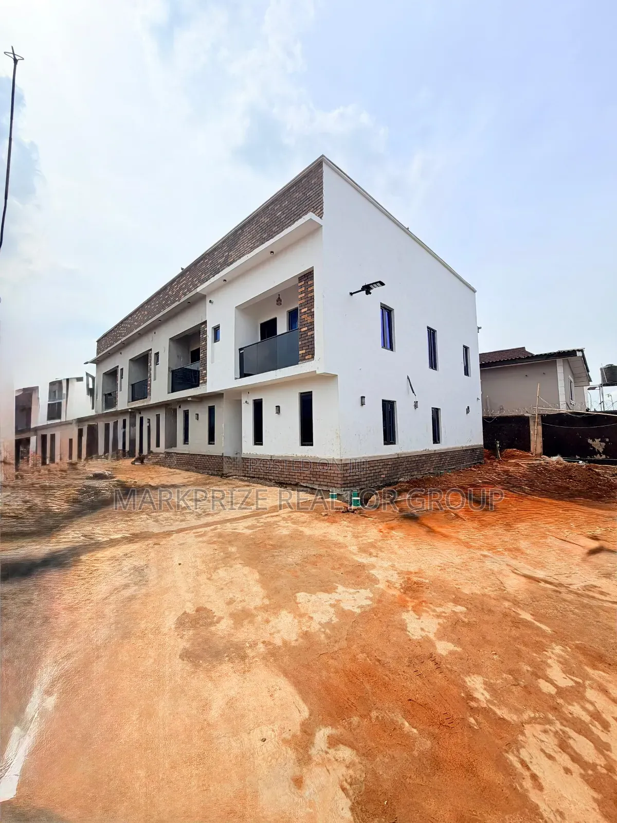 3bdrm Duplex in Maryland Lagos for sale in LSDPC Maryland Estate