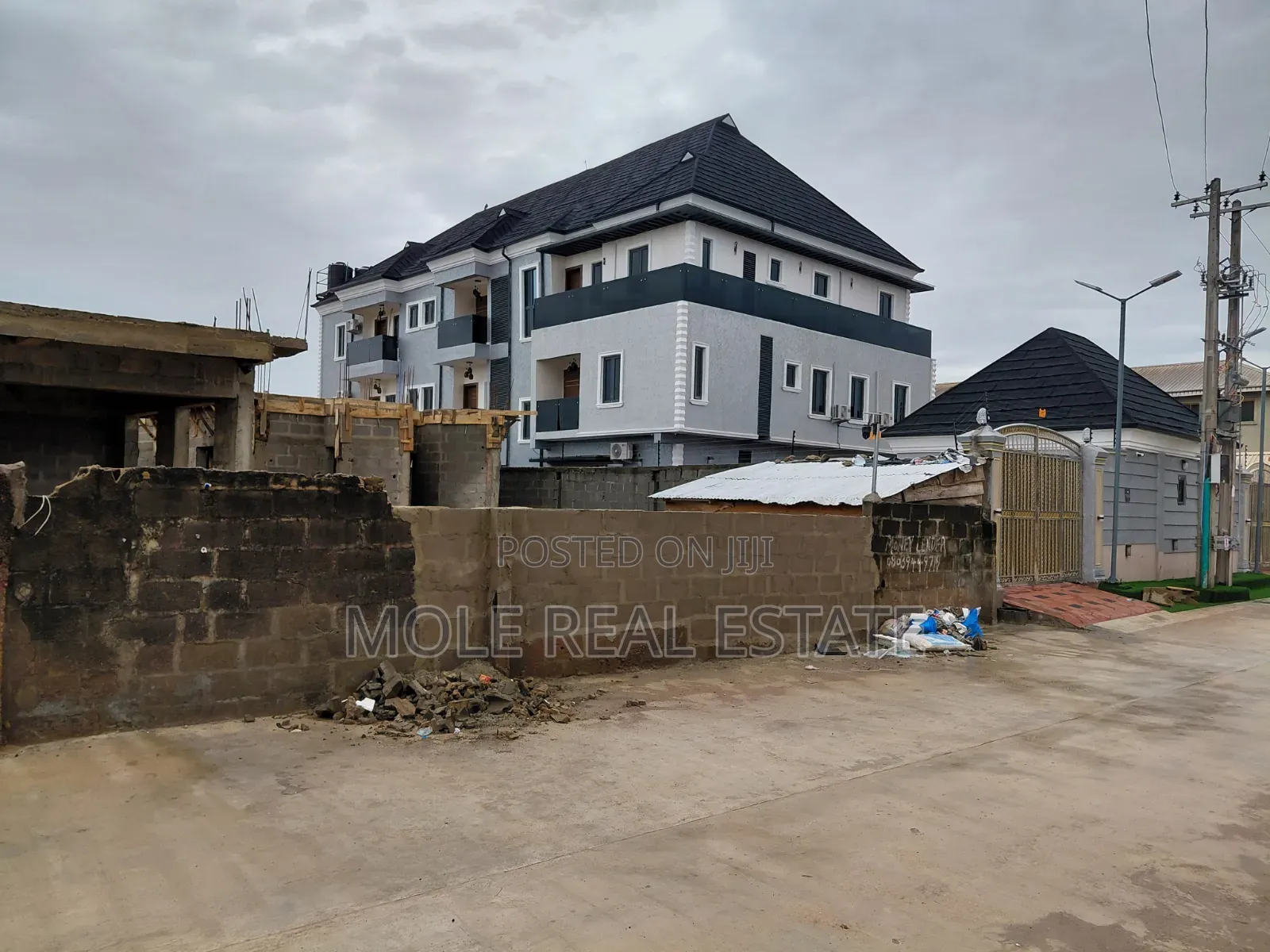 2300sqm Joint Venture (Jv) Banana Island Lagos in Banana Island