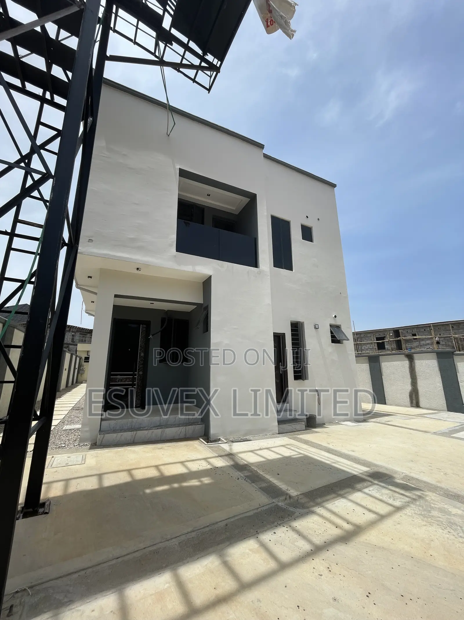 4bdrm Duplex in Mountain View for sale in Dawaki