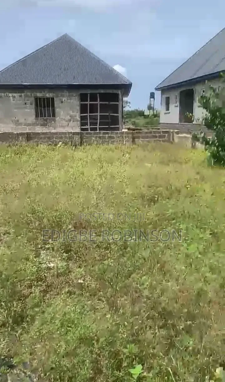 3 Plots Of Land For Sale In Ugbokodo Okpe in Warri