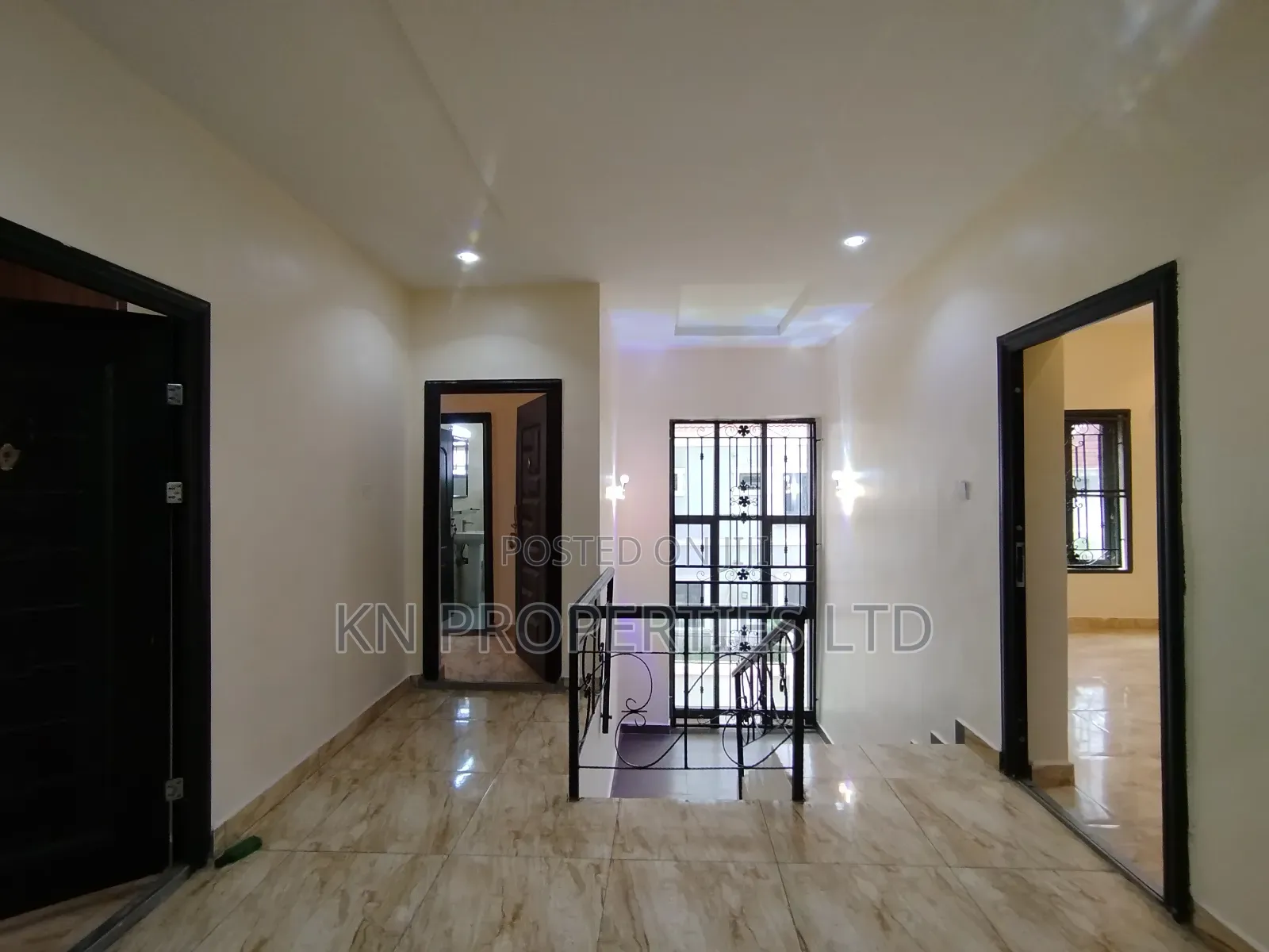 5bdrm Duplex in Guzape for rent in Guzape District