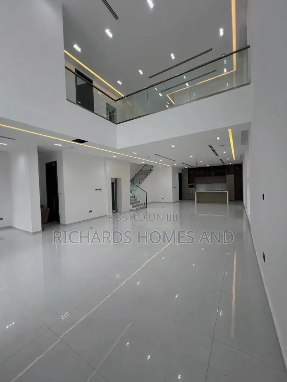 5bdrm Duplex in Old Ikoyi for sale in Old Ikoyi
