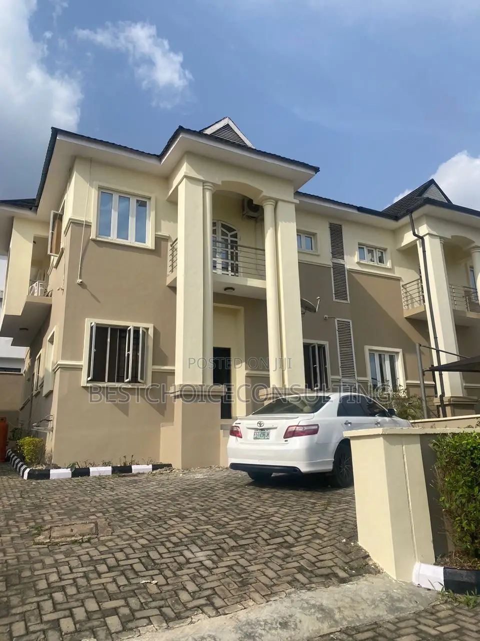 Furnished 4bdrm Duplex in Olive Court Agodi for rent in Agodi