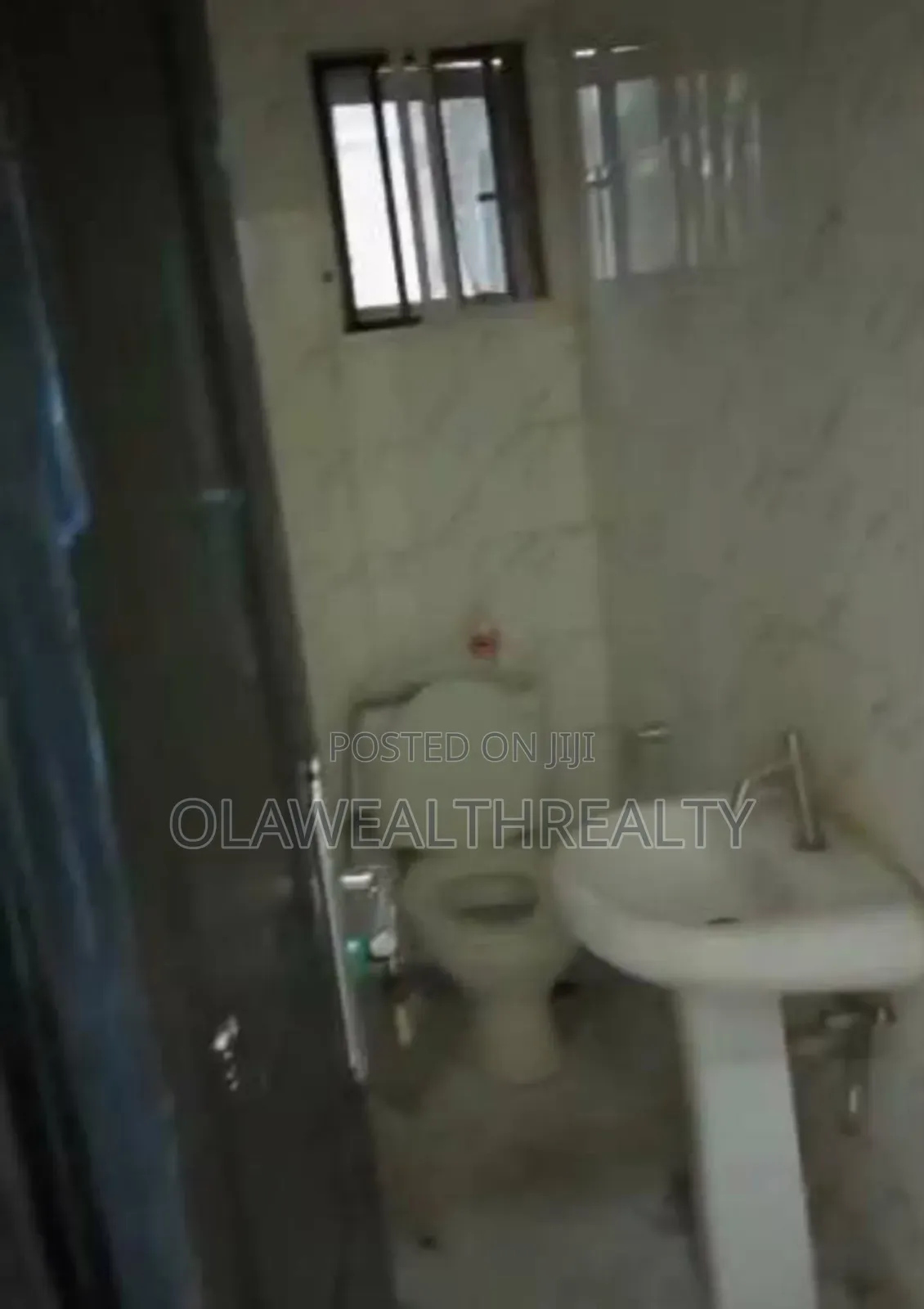 3bdrm Apartment in Gwarinpa for rent in Gwarinpa