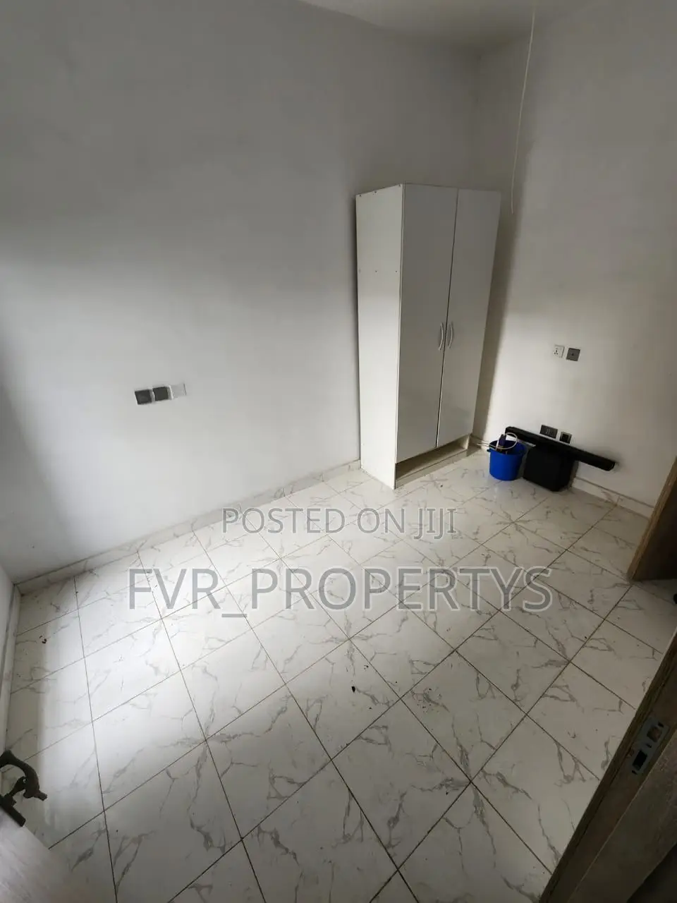 1bdrm Shared Apartment in Gra, Ikota for rent in Ikota