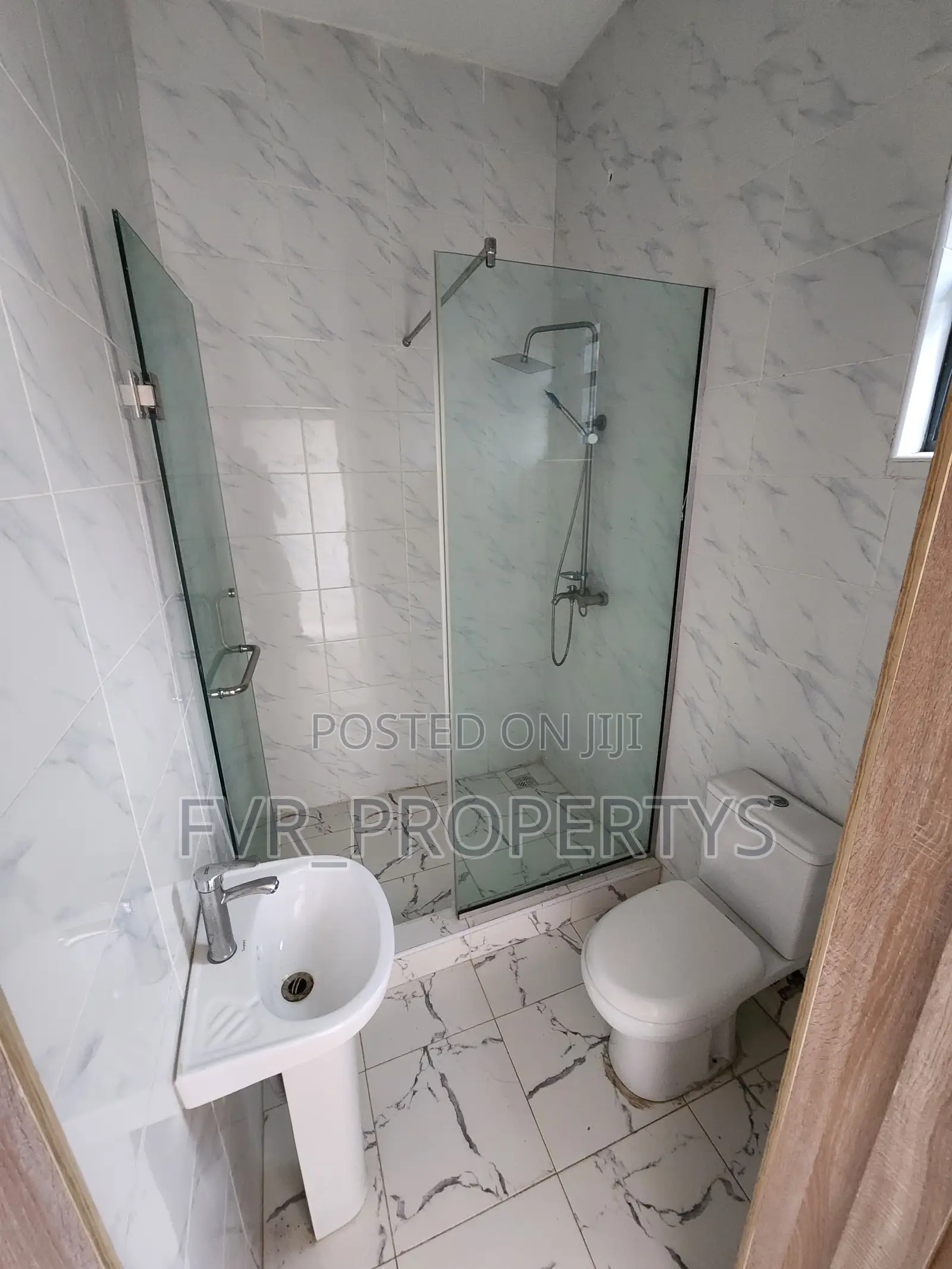 1bdrm Shared Apartment in Gra, Ikota for rent in Ikota
