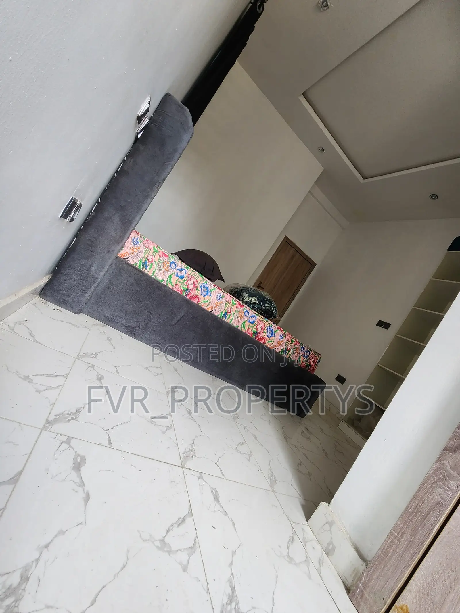 1bdrm Shared Apartment in Gra, Ikota for rent in Ikota