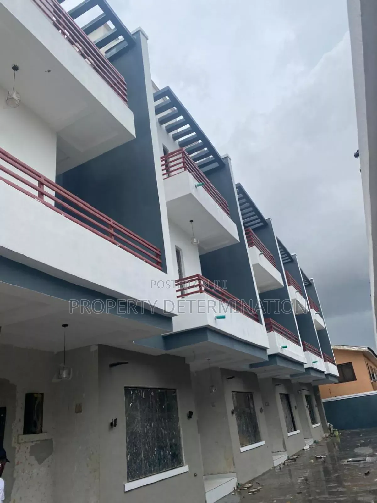 Furnished 4bdrm Duplex in Omole Phase 2 for sale in Omole Phase 2